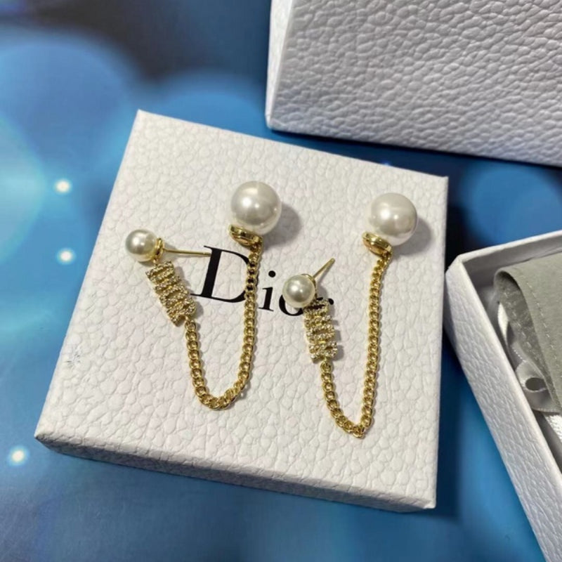 DE68 Classic women earrings  Jewelry