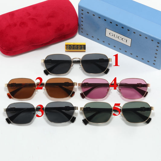 30691 Sunglasses with box