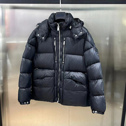 042090   Men's and women's winter down jackets