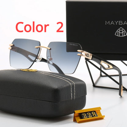 228  Sunglasses with box