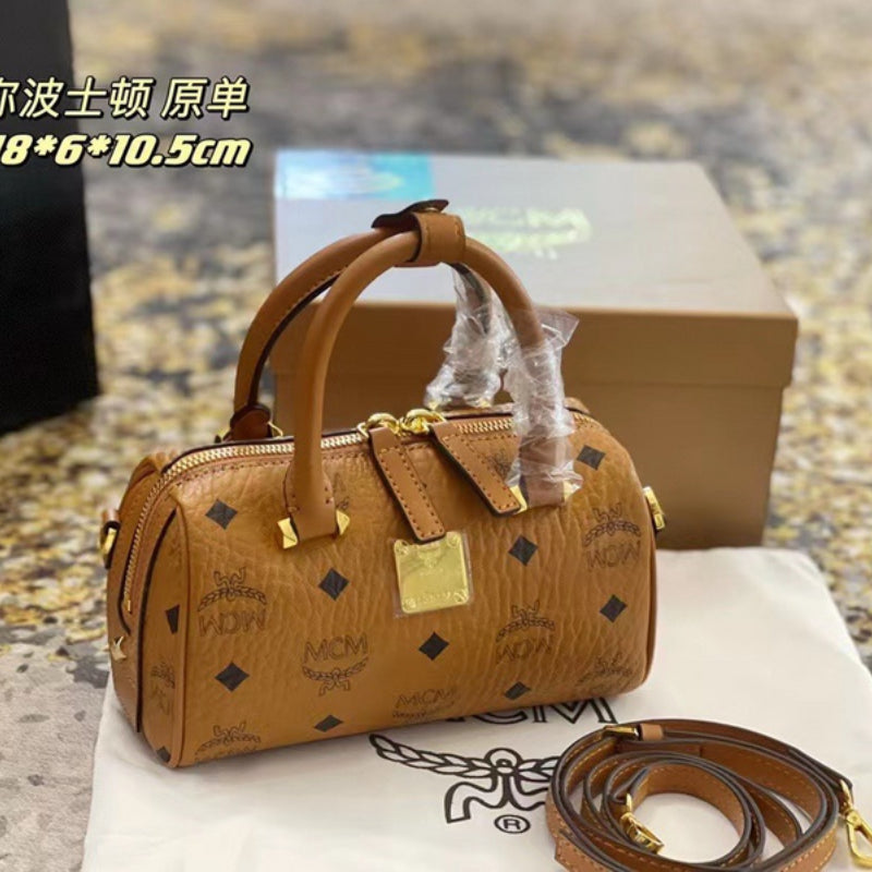 GBP0  High quality leather bag 18-6-10.5cm handbag