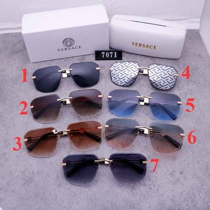 7071  Sunglasses with box