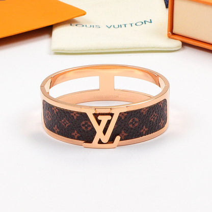 LVB81 Fashion Wide Leather Bracelet Stainless Steel   Jewelry