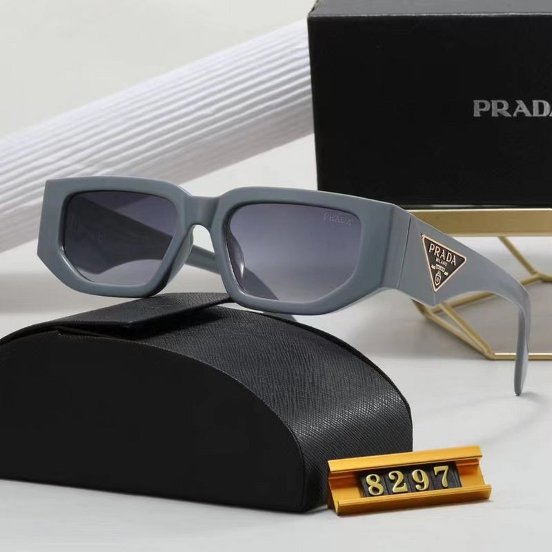 8297 Sunglasses with box