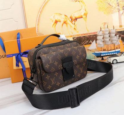 GLP066  High quality leather bag men bag  22 x 18 x 8CM