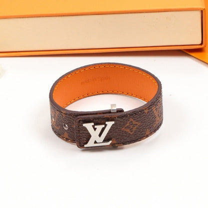 LVB111 Alphabet belt, European and American fashion belt titanium steel bracelet couple jewelry