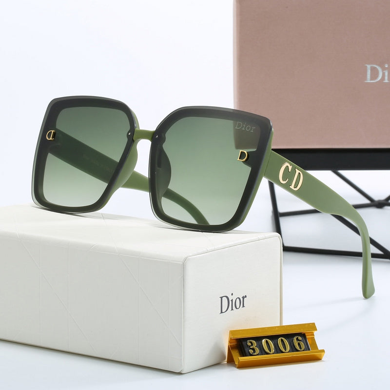 3006  sunglasses with box