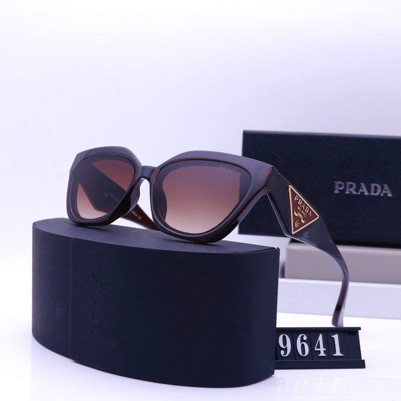 9641  Sunglasses with box