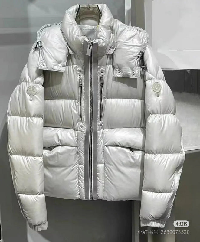 042090   Men's and women's winter down jackets