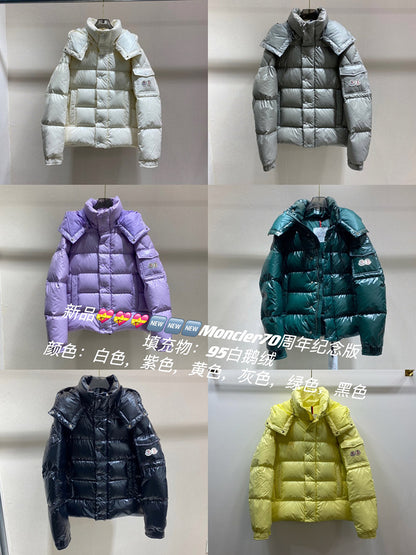 025016  Men's and women's down jackets