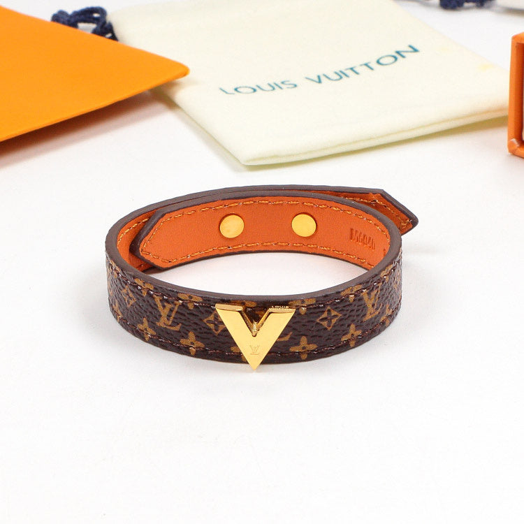 LVB83 flower leather letter Pendant Bracelet 316L steel women   Jewelry