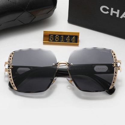 58144 Sunglasses with box