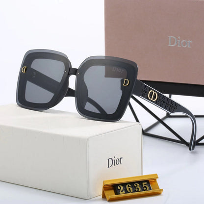 2635  Sunglasses with box