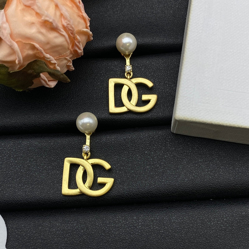 DGE5  Woman fashion alloy earrings  Jewelry