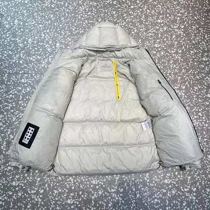 042090   Men's and women's winter down jackets