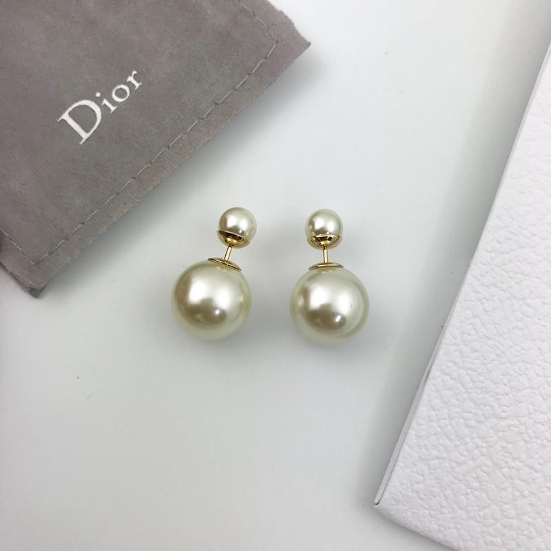 DIE30   Women's new fashion stud earrings  Jewelry