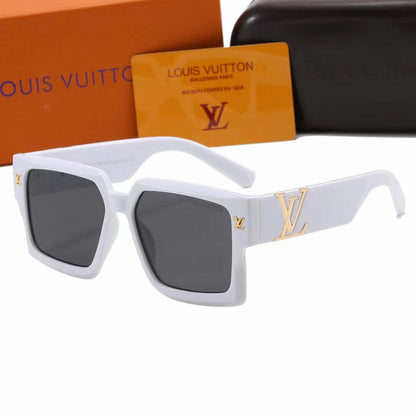 2209  Sunglasses with box