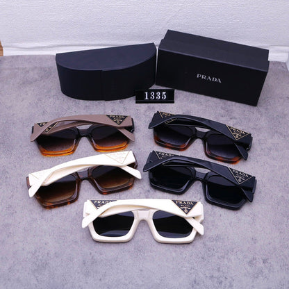 1335 Sunglasses with box