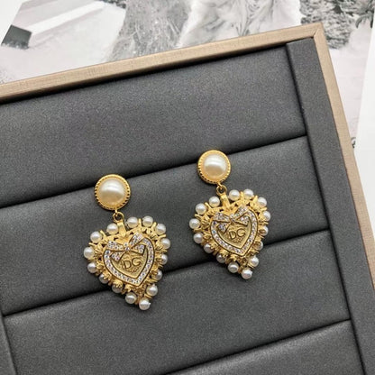 DGE1 Classic women earrings  Jewelry