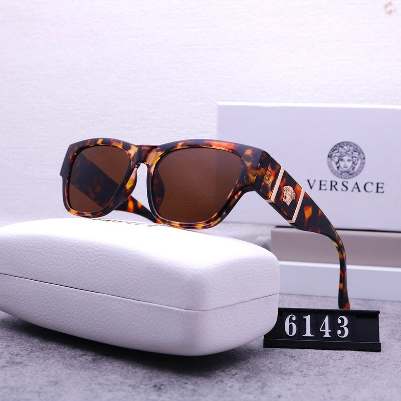 6143 Sunglasses with box