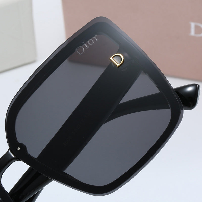 3006  sunglasses with box