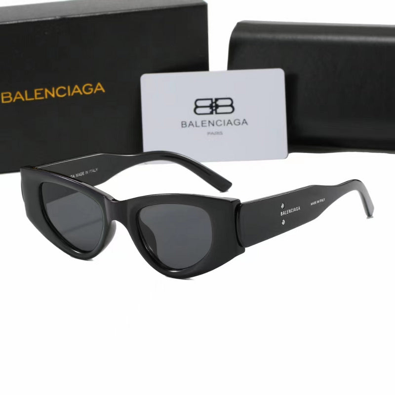 2307 Sunglasses with box