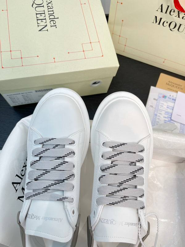 MKS19  shoes man and women size with all packaging