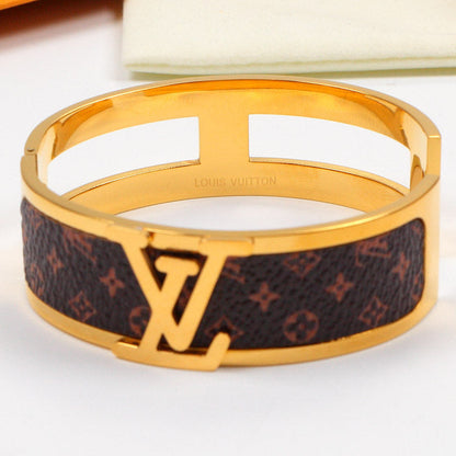 LVB81 Fashion Wide Leather Bracelet Stainless Steel   Jewelry