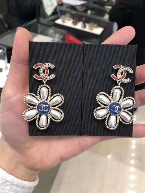 CHE141 Women's Fashion Flower Stud Earrings  Jewelry