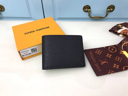 LLP8 leather V wallet 12x9cm leather bag with box