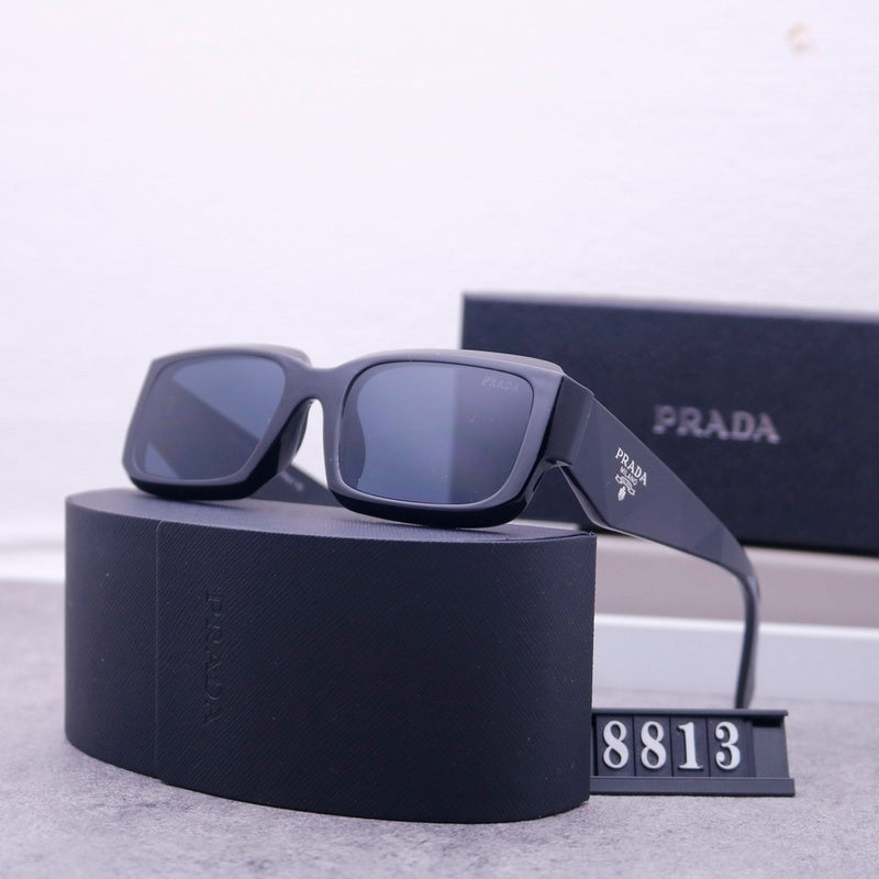 8813 Sunglasses with box