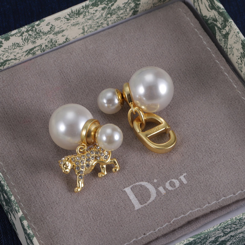 DE8    Fashion New Style Earring Jewelry Brass Material  Jewelry