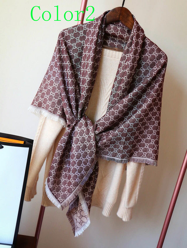 GSC21 Scarf 140-140CM 31% rayon, 28% cotton, 23% wool, 10% silk, 8% metal fiber