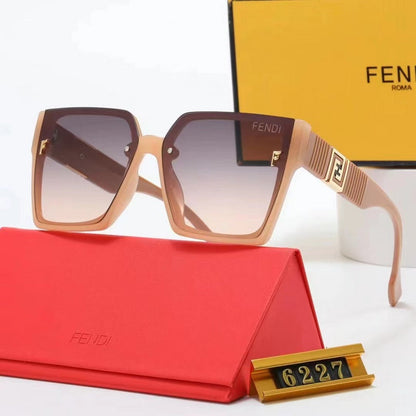 6227 Sunglasses with box