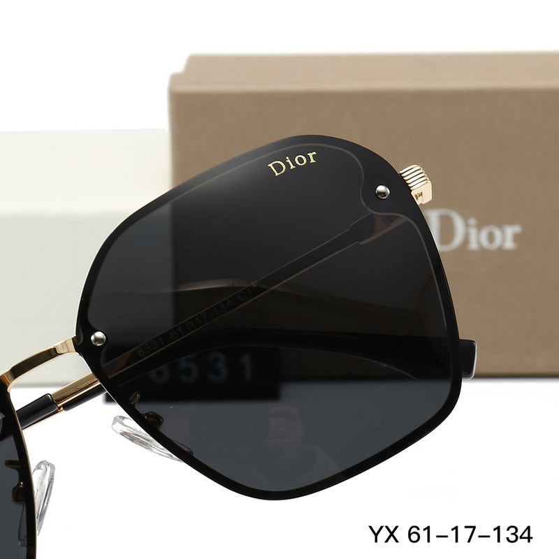 8531 Sunglasses with box