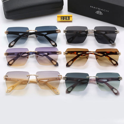 228  Sunglasses with box