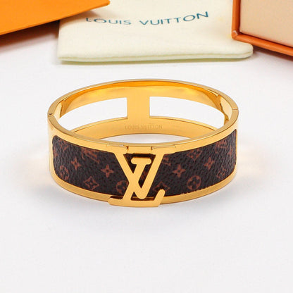 LVB81 Fashion Wide Leather Bracelet Stainless Steel   Jewelry