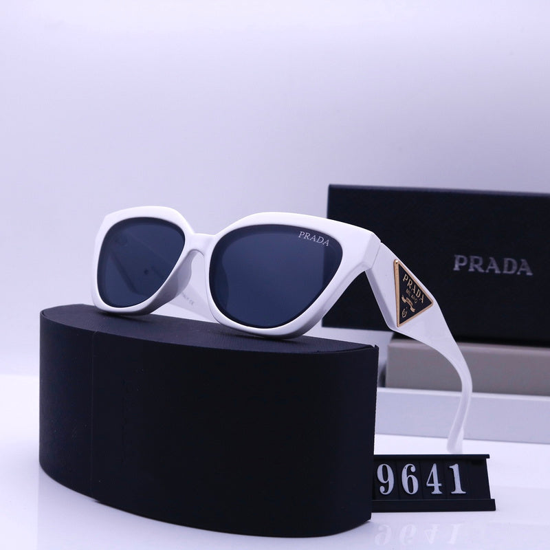 9641  Sunglasses with box