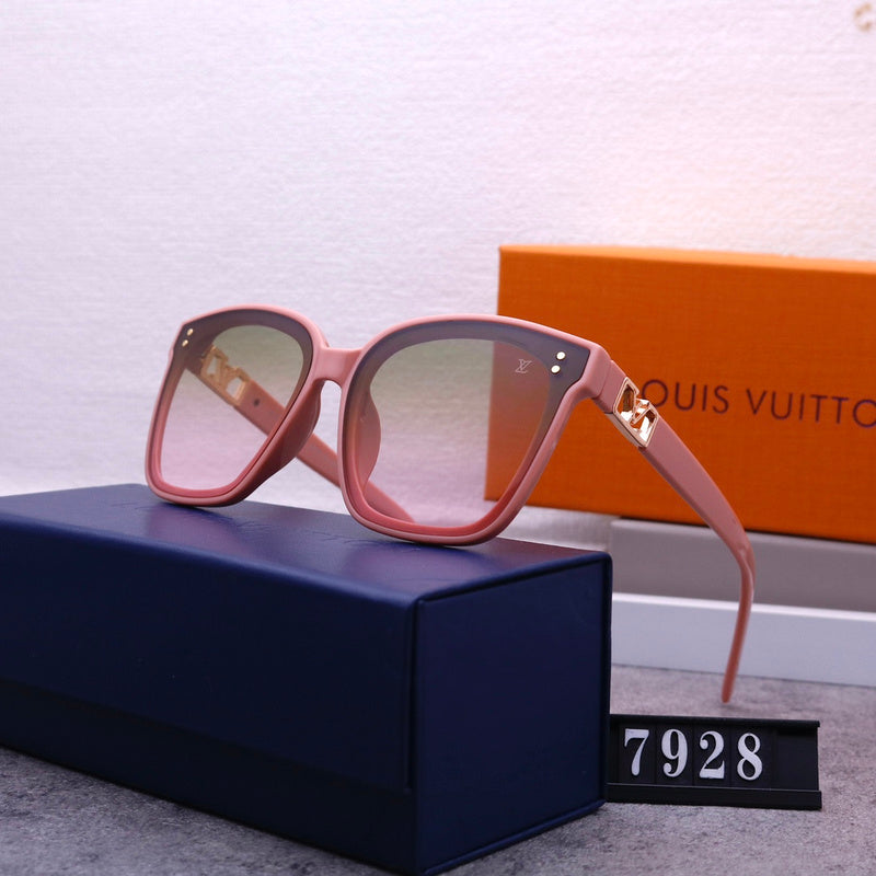 7928 Sunglasses with box