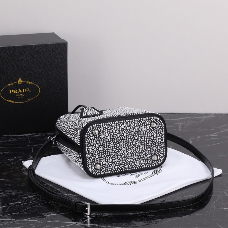 GPP08  Classic full diamond handbag with box 16-21-10CM