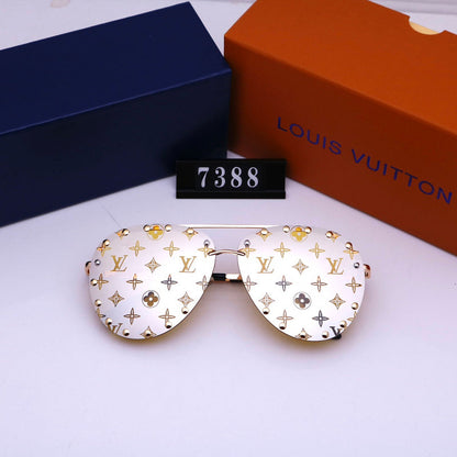 7388 Sunglasses with box