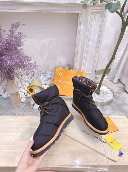 GLS4 Women Winter shoes 36-41 with box