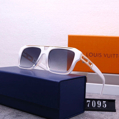 7095 Sunglasses  with box