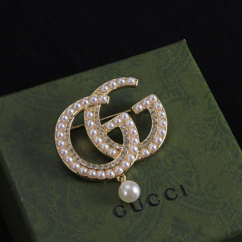 GUX1  Women brooch gold-plated jewelry