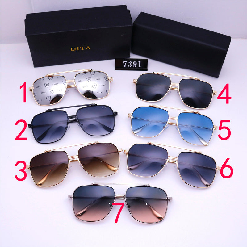 7391 Sunglasses with box