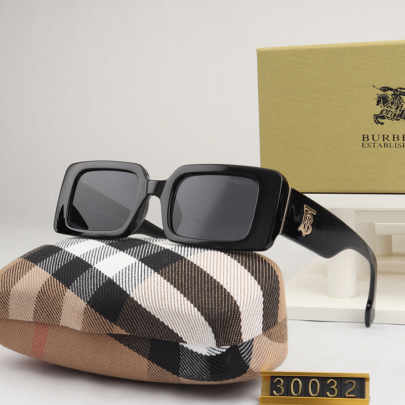 30032  Sunglasses with box