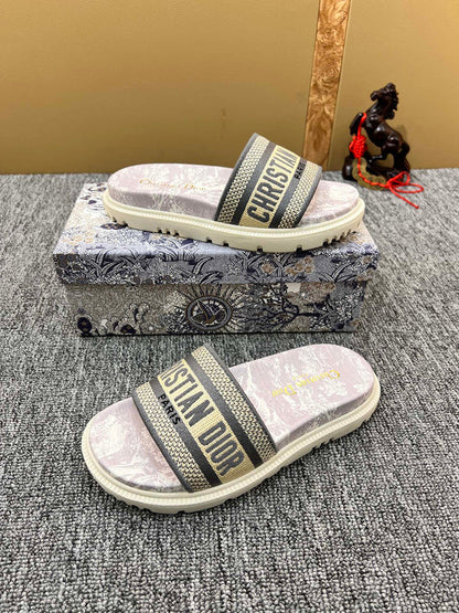 YDS2  shoes women slippers with all packaging