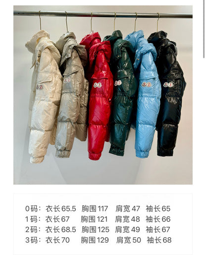 025016  Men's and women's down jackets