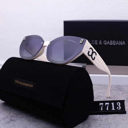 7713 Sunglasses with box