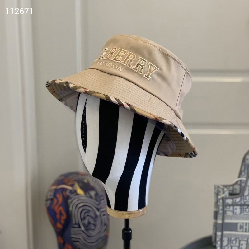 BUH8   Classic lattice edging fisherman hat